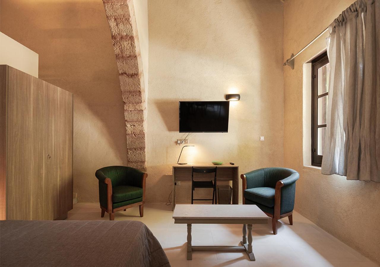 Hotel Casa Mespilea Paphos Pokoj fotografie